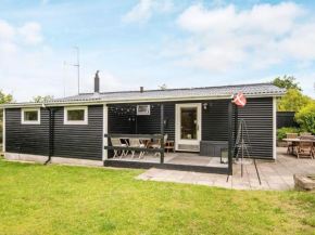 9 person holiday home in Alling bro